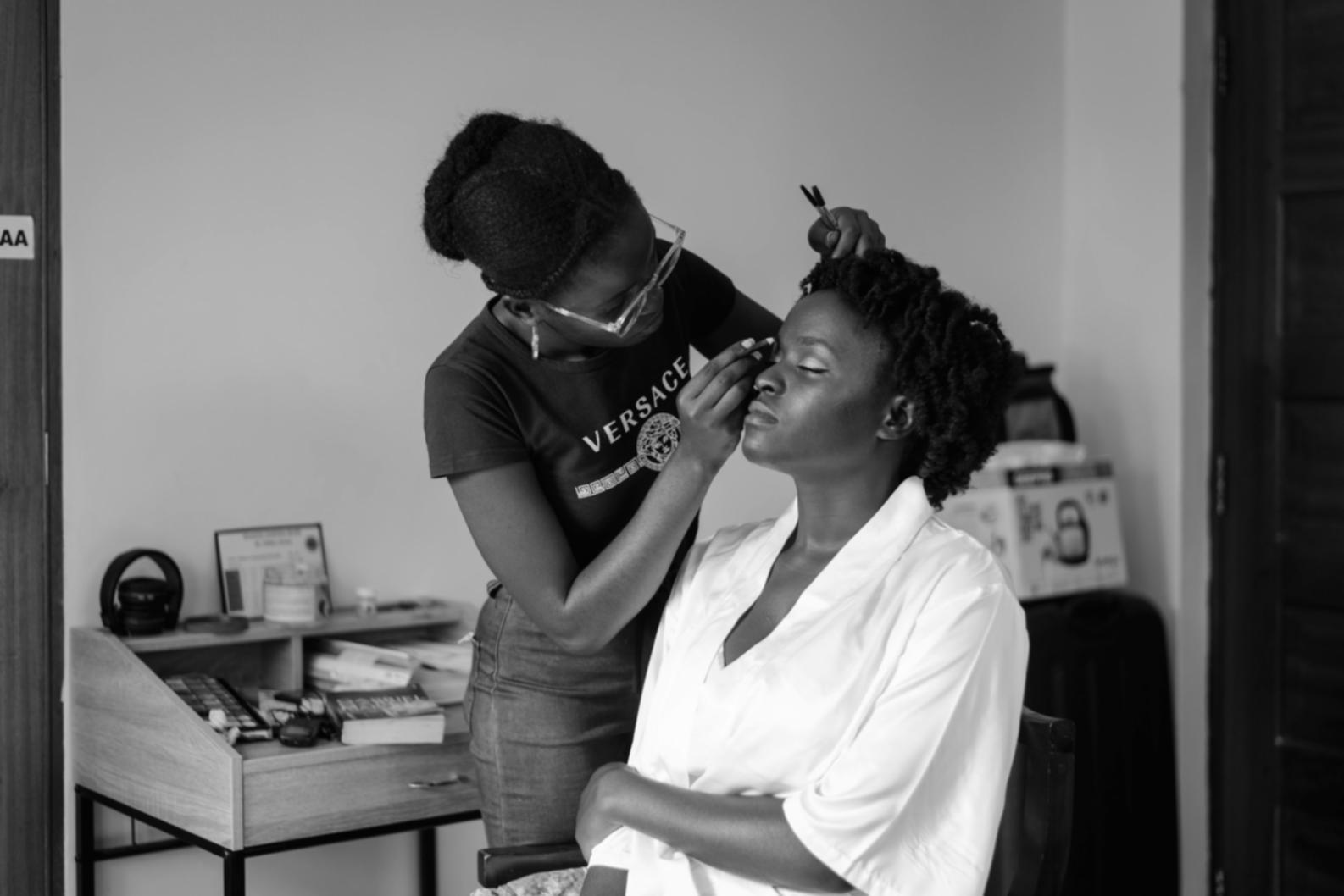 Professionelle Make-up Anwendung in unserem Studio